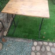 میز پایه فلزی وصفحه چوبی