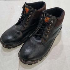 کفش کار و کفش ایمنی