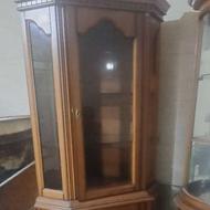 بوفه چوبی در حد نو و کاملا سالم