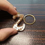 جاکلیدی رزینی حرف اول اسم، دست ساز با نگین طلایی، خاص و کادو