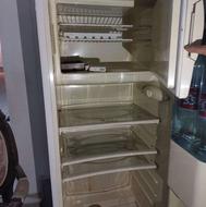 فروش فوری یخچال و یک یخچال فریزر