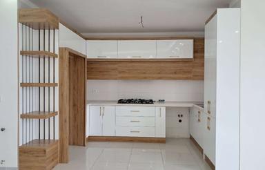 فروش آپارتمان 101 متری نوساز کلید نخورده فردوسی شرقی 