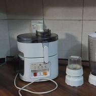 سه کاره پارس خزر قدیمی قیمت توافقی .فروش بدلیل کمبود فضا