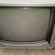 تلویزیون قدیمی لوکس