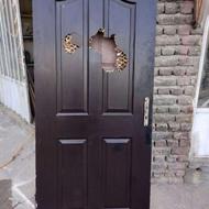 نجار چوب تعمیرات درب