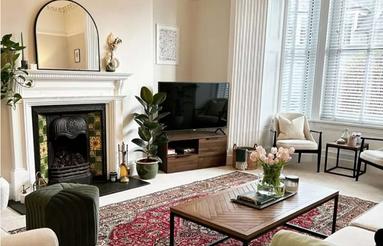 دنبال هم خانه