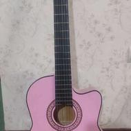 گیتار خوش دست با کیف محافظ