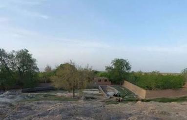 خانه کلنگی در بخش کهک روستای ونارج