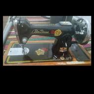 چرخ خیاطی لوازم خانگی در حد نو