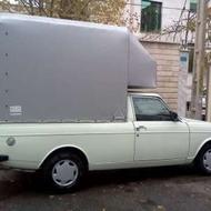 راننده با خودرو جهت پخش مواد غذایی