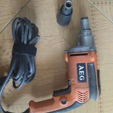 aeg بوش و اینهل اسکروگان یا پیچ بند کناف