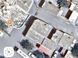 خانه کلنگی سه نبش بروی خیابان سرداران113متر