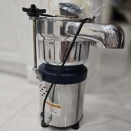 آبمیوه گیر صنعتی با موتور بسیار قوی و نو