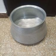 قابلمه بزرگ و قدیمی