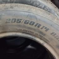 لاستیک205/60/14+کاپوت ضمانت رنگ. سرویس بخاری بادستگاه