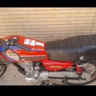 موتور سیکلت 125 انجین بزرگ