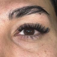 اکستنشن و لیفت و لمینیت مژه و ابرو