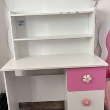 فروش سرویس تخت خواب و میز تحریر و کمد و فرش