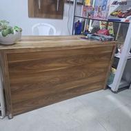 میز تحریر بزرگ