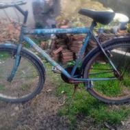 دوچرخه 28سبک در حد نو قیمت مناسب آکبند سالم