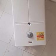 ابگرمکن دست دوم ساخت 402 نو عالی فابریک