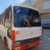 مینی بوس ایویکو تازه باسازی نقاشی شده صندلی کارسان دار