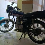 واسه فروش میخوام ببرمش کسی لازم داشت کنارمیا