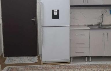 واحد آپارتمان بر خیابان 16 متری