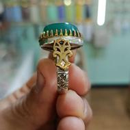 انگشتر نقره طرح ترک نگین سبز یشم