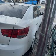 کیا سراتو 1396 سفید