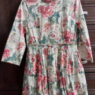 پیراهن دخترانه