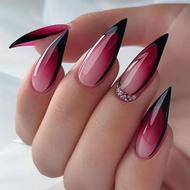 کاشت ناخن با کیفت ترین متریال هزینه مواد گرفته میشه