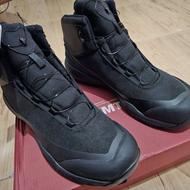 بوت کوه نوردی و پیاده روی