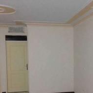 نفاشی ساختمان و درو پنجره