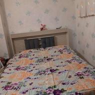 فروش تخت دو نفره چوبی همراه با تشکر