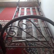 تخت فلزی درخرامه