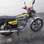 موتورسیکلت مدارک آماده و درزگیردار 93