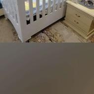 تخت کودک در حد نو