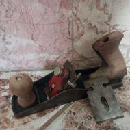 کف رنده قدیمی سالم با تیغ اضافی با عمر 50 ساله