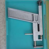 دستگاه سوراخ کننده گوش