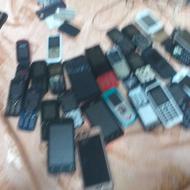 تعدادی گوشی قدیمی به فروش میرسد همه اوراقی میباشد