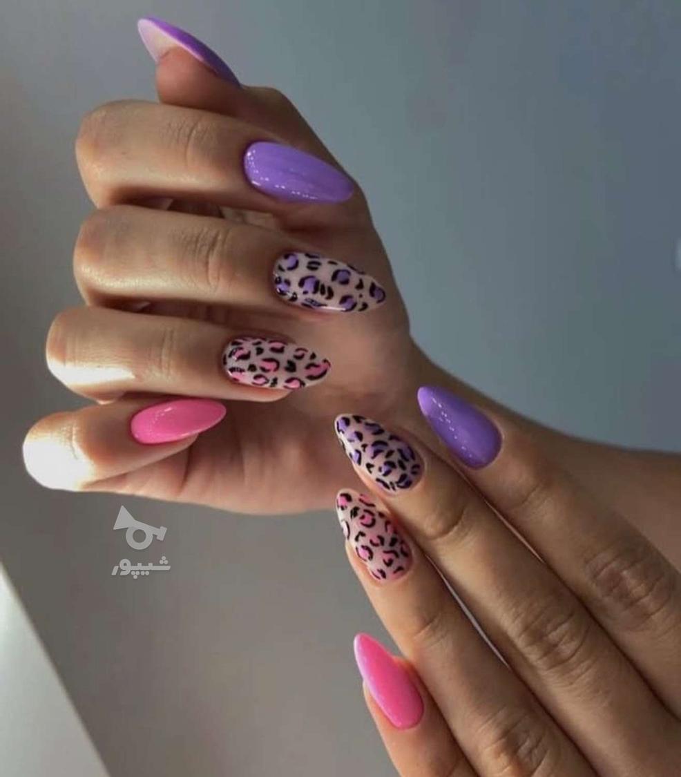 کاشت ناخن با قیمت مناسب