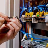 برق کار ساختمان و تعمیرات