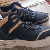 کفش نیم بوت هست