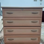 کشوی چوبی و سالم