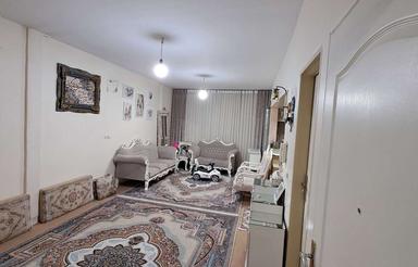 فروش فوری یک واحد 75 متری طبقه اول سنبل1