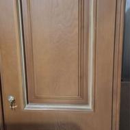 کمد لباس چوبی