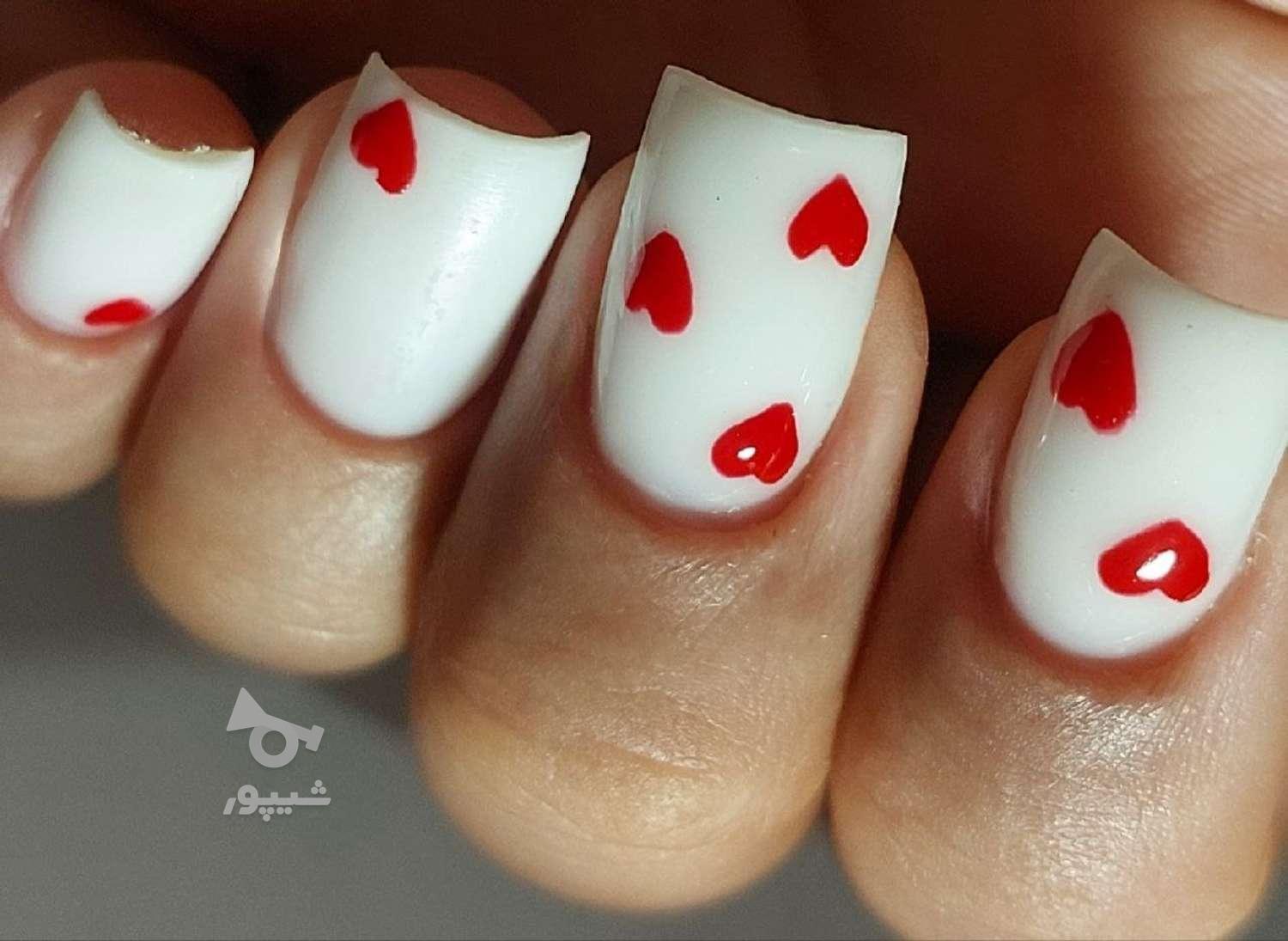 دستیار ناخنکار حرفه ایی میشم - undefined