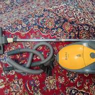 جارو برقی بهی ایتالیا 1400 وات احتیاج به سرویس دارد