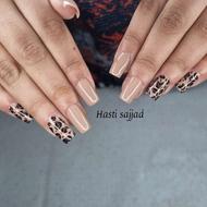 خدمات تخصصی ناخن و آموزش